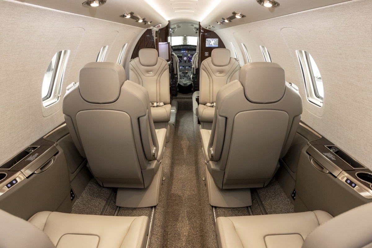 Citation XLS+ charter private jet exterior thumbnail 9
